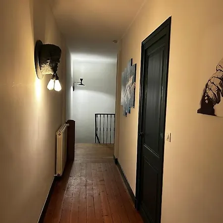 Les Trois Tilleuls 1 Quarto em Acomodações Particulares