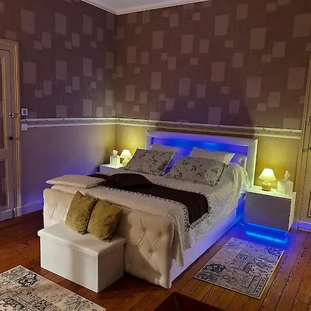 Les Trois Tilleuls 1 Homestay *